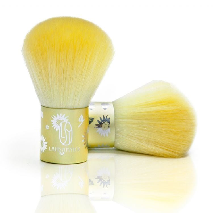 LSY Yellow Kabuki Blusher Brush- Product pic